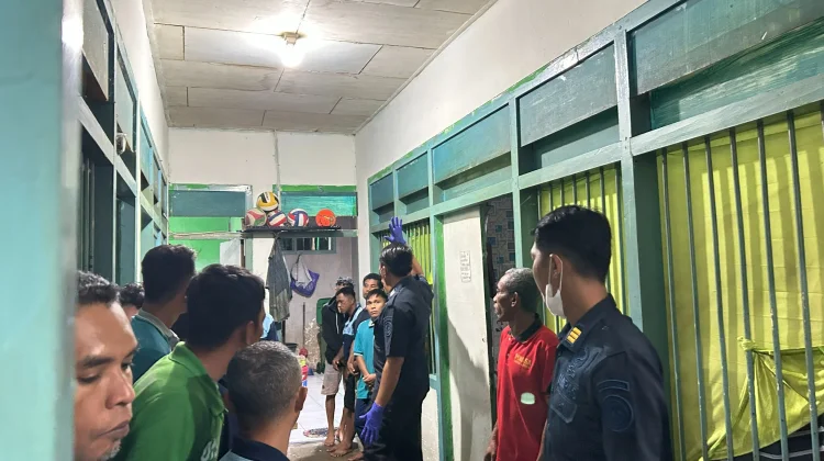 Sidak Tim Kanwil Sulteng, Petugas Geledah Blok Hunian dan Tes Urine