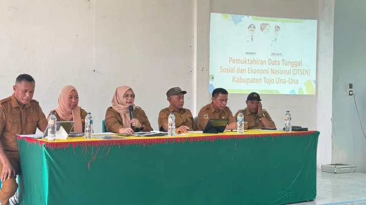 Wabup Touna Pimpin Rapat DOSEN di Wilayah Kecamatan Tojo dan Tojo Barat