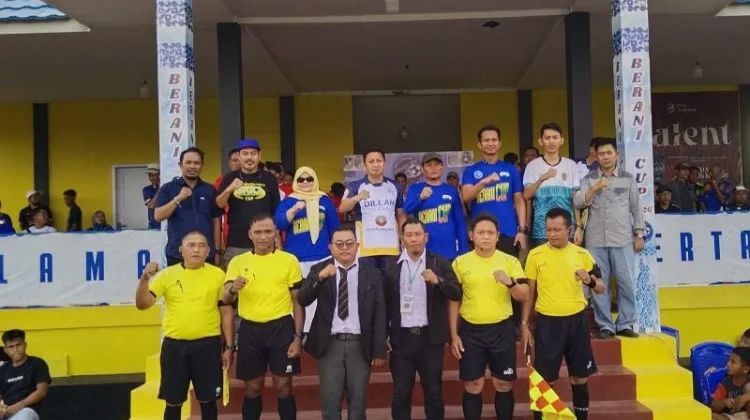 Bupati Touna Buka Turnamen Sepak Bola Piala Gubernur Berani Cup 2026