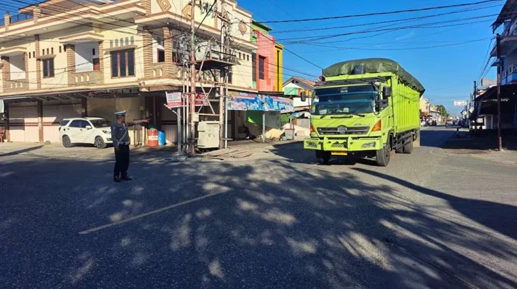Demi Kelancaran Lalu Lintas, Satlantas Polres Touna Intensifkan Strong Point Pagi