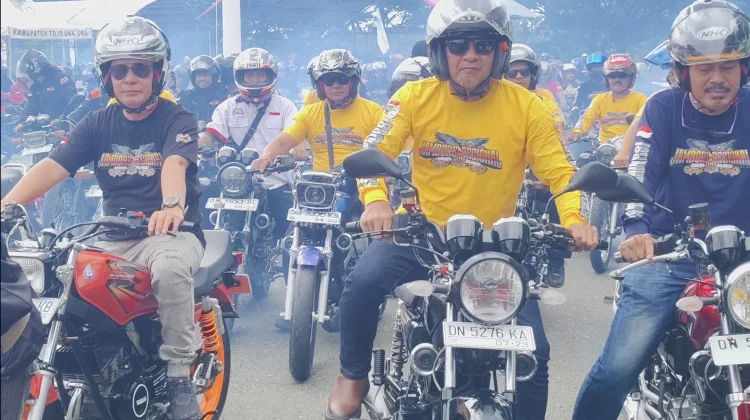 Bupati Ilham Lawidu Sambut Jambore Yamaha RX King Indonesia di Touna
