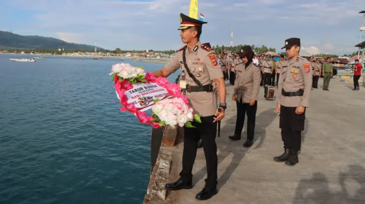 Tabur Bunga Wujud Penghormatan Polri Terhadap Jasa Para Pahlawan