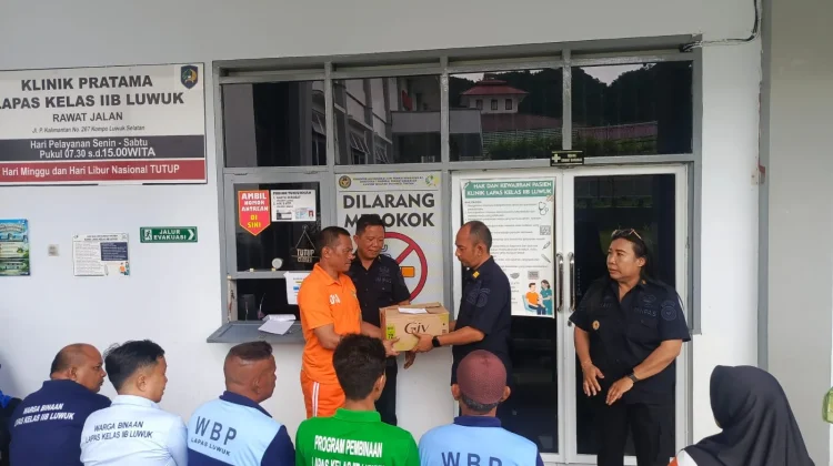 Lapas Luwuk Salurkan 1.320 Perlengkapan Mandi untuk Warga Binaan