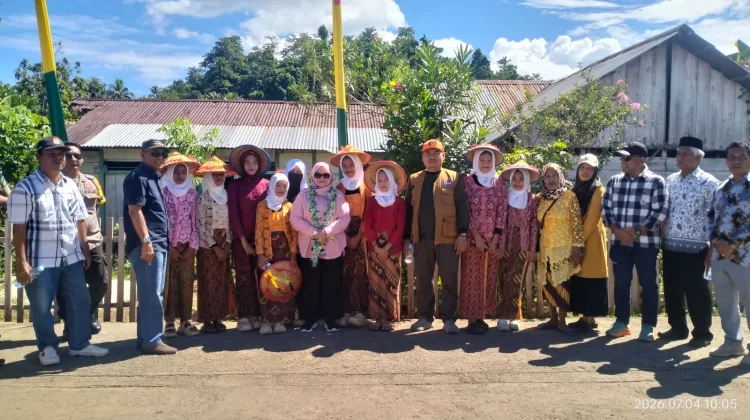HUT Desa Molowagu, Wabup Tekankan Pelestarian Tradisi Padungku