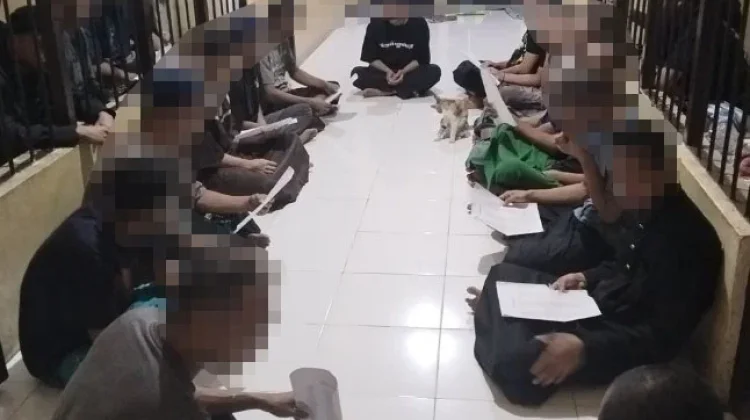 Polres Tojo Una Una Rutin Bina Mental Spiritual Tahanan lewat Mengaji