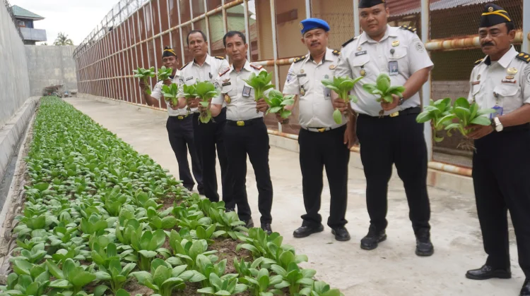 Kakanwil Ditjenpas Sulteng Tinjau Pelayanan dan Pembinaan di Lapas Parigi