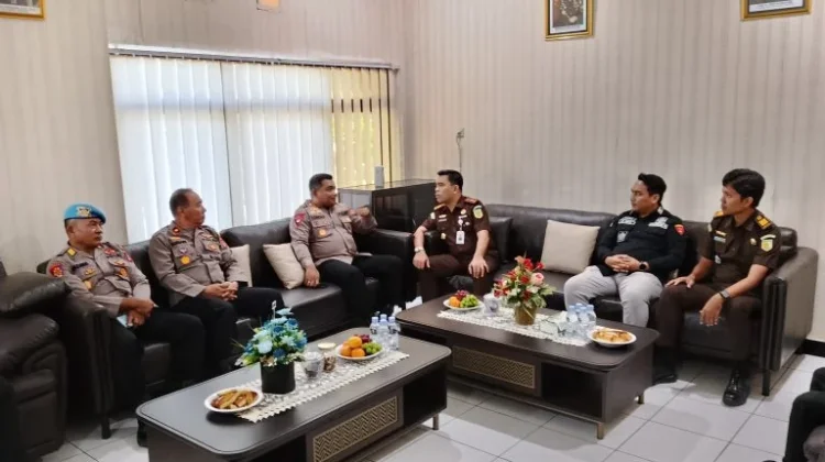 Kapolres dan Kejari Poso Pererat Silaturahmi untuk Perkuat Penegakan Hukum