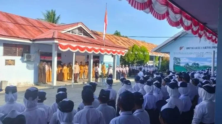 Cegah Paham Radikal Satbinmas Polres Touna Edukasi Pelajar Tanamkan Cinta NKRI