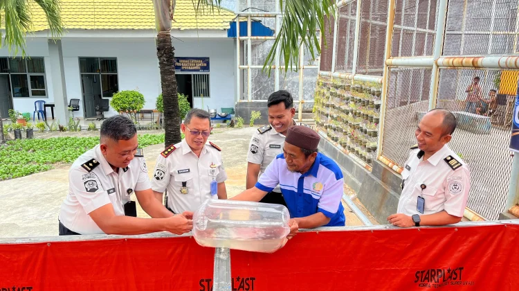 Lapas Luwuk Dorong Warga Binaan Mandiri lewat Budi Daya Lele