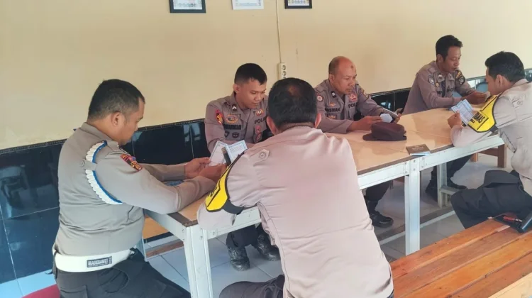 Polsek Ulubongka Rutin Gelar Binrohtal Wujudkan Integritas Pelayanan