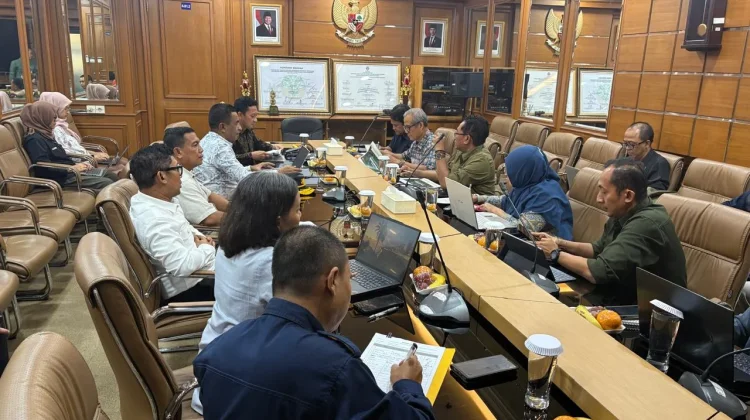 Audiensi di Kemenhub, Bupati Touna Kawal Pembangunan Pelabuhan Lebiti 2027