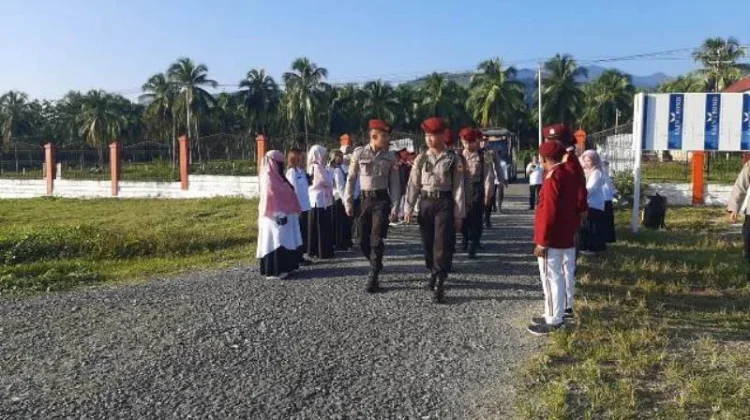 Bangun Karakter Siswa Taruna Bakti Polri Hadir di Sekolah Rakyat Touna