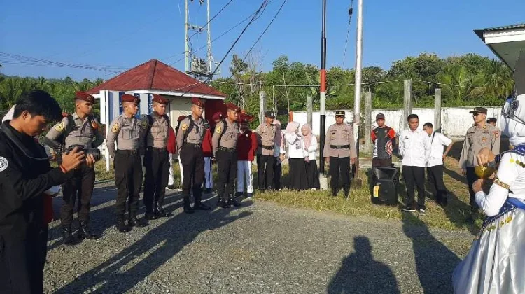 Polres Tojo Una-Una Perkuat Karakter Siswa lewat Taruna Bakti
