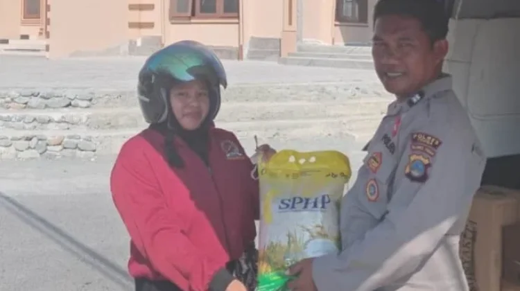 Polres Touna Gencarkan GPM Bantu Warga Penuhi Sembako Dengan Harga Terjangkau