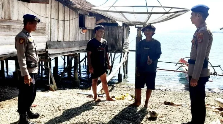 Satpolairud Polres Touna Ajak Warga Pesisir Desa Labuan Jaga Keamanan Laut