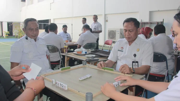Seru dan Kompak, Domino Meriahkan Hari Pengayoman