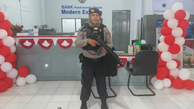 Polres Touna Optimalkan Pam Obvit Jaga Kondusivitas Masyarakat di Tempat Umum