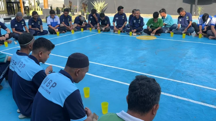 Jumat Berkah Lapas Luwuk, Pererat Kebersamaan Bersama Warga Binaan