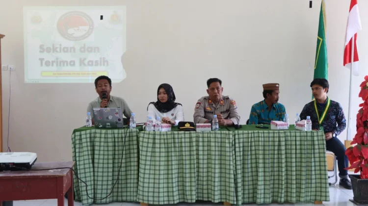 Polres Touna Edukasi Pelajar MAN Touna Tentang Bahaya Narkoba