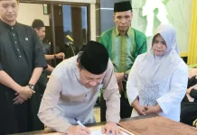 Bupati Touna Resmikan Mesjid Al-Ikhlas Kantor Bupati