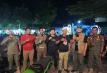 Personel Sat Pol PP Lakukan Pengamanan Pasar Ramadhan 1447 Hijriyah