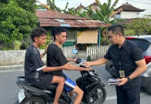 UMKM Lapas Luwuk Bagikan Takjil Hasil Olahan Warga Binaan