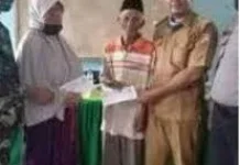 Kades Uebone Kawal Ketat Penyaluran Bansos agar Tepat Sasaran