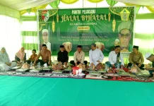 Hadiri Halal Bihalal di Uekambuno, Asisten II Tekankan Persatuan