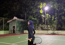 Tenis Malam Hari, Solusi Tetap Fit di Tengah Kesibukan