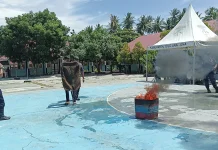 Damkar Touna Edukasi Siswa SMKN 1 Ampana Kota Cara Padamkan Kebakaran