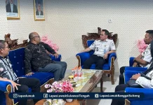 BRI Luwuk Serahkan Sapi Kurban untuk Wabin Lapas Luwuk