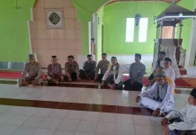 Jumat Keliling, Polsek Ulubongka Pererat Silaturahmi dan Jaga Kamtibmas Bersama