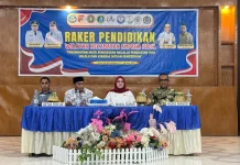 Wabup Surya Lapasiri Buka Raker Pendidikan Wilayah Ampana Kota