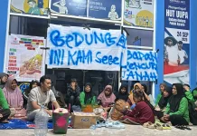 Bupati Ilham Lawidu Temui Massa Aksi, Kawal Persoalan Sertifikat