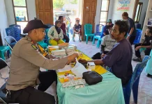 Polsek Ulubongka Gelar Pengobatan Gratis di Desa Takibangke
