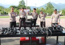 Wakapolres Tojo Una-Una Periksa Senjata Api Dinas Personel