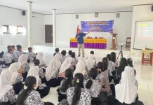 Sat Narkoba Polres Poso Gelar Edukasi Bahaya Narkoba di SMAN 1 Poso