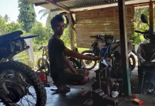 Modal Kejujuran Warga Desa Sansarino Touna Mampu Bertahan Usaha Bengkel