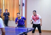 Kanwil Kemenkum Sulteng Semarakkan Hari Kemerdekaan dengan Lomba Tenis Meja