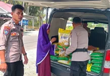 Bantu Warga, Polres Touna Hadirkan Gerakan Pangan Murah di Ampana Tete