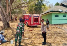 Kebakaran Lahan Terjadi di Padang Uloyo, Polsek Ampana Tete Kerahkan Personel