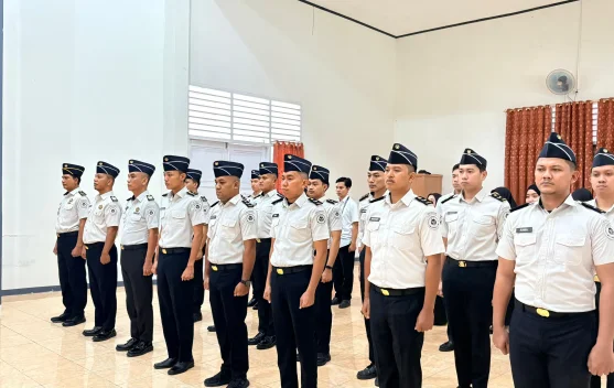 Lapas Kelas IIB Ampana Laksanakan Upacara Kenaikan Pangkat 14 Pegawai