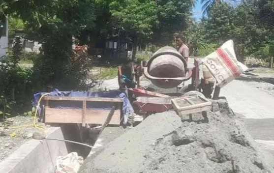 Masyarakat Touna Berhadap Pembangunan Drainase Cegah Luapan Air ke Badan Jalan