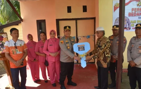 Kapolres Morowali Utara Resmikan Hunian Layak untuk Warga Desa Tompira