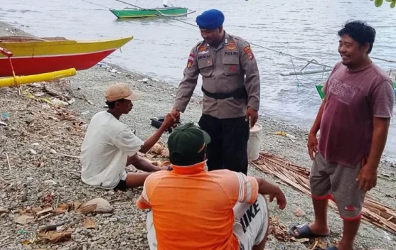 Satpolairud Polres Touna Intensifkan Giat Polisi Penolong untuk Warga Pesisir