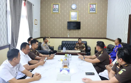 Kapolres Touna Perkuat Sinergi Penegakan Hukum Bersama Kejari