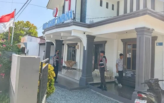 Jaga Keamanan Ibadah, Sat Samapta Polres Touna Patroli Gereja