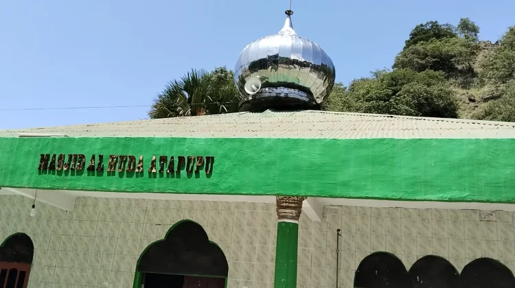 Jemaah Masjid Atapupu Bersyukur Ibadah di Bulan Suci Ramadhan