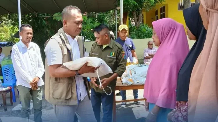 Bulog Kalabahi Pastikan Bantuan Beras Tepat Sasaran