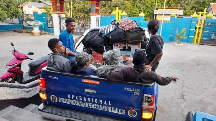 Dukcapil Alor Layani Dokumen Langsung di Desa